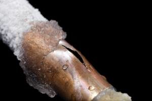 frozen copper pipe that needs pipe repair or repiping service